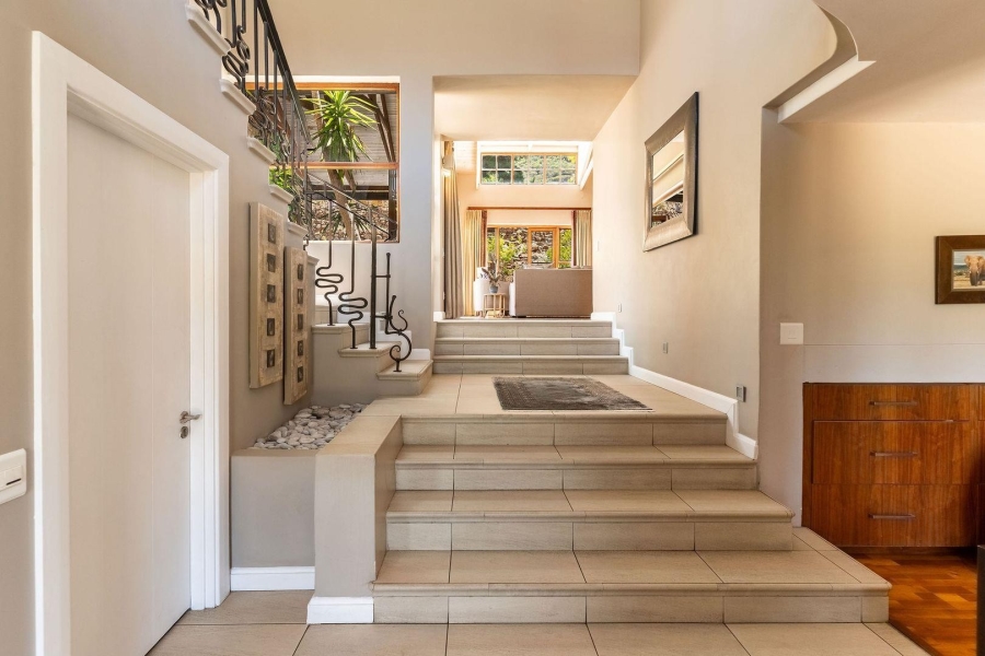 4 Bedroom Property for Sale in Hout Bay Western Cape